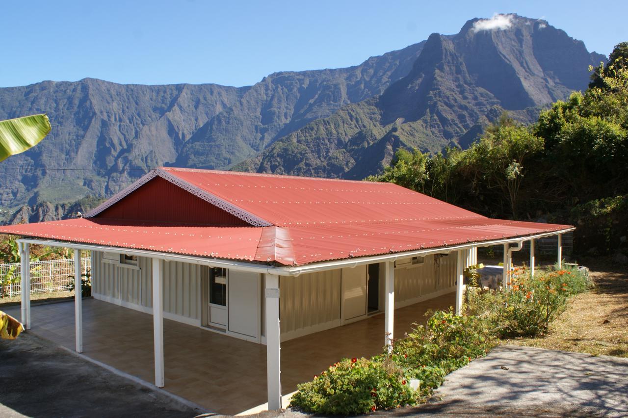 Le Chalet A Joel Cilaos Εξωτερικό φωτογραφία